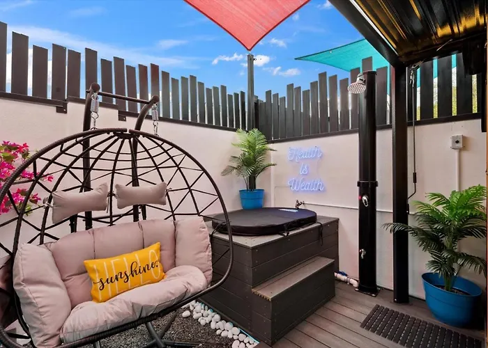 Wellness Escape Solas And Euphoria Holiday home Phoenix
