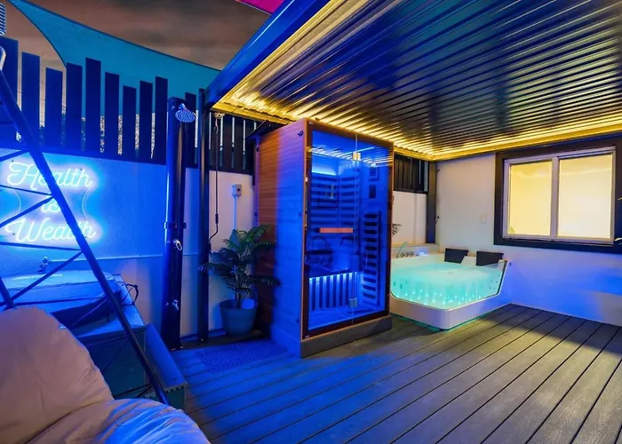 Wellness Escape Solas And Euphoria Holiday home Phoenix